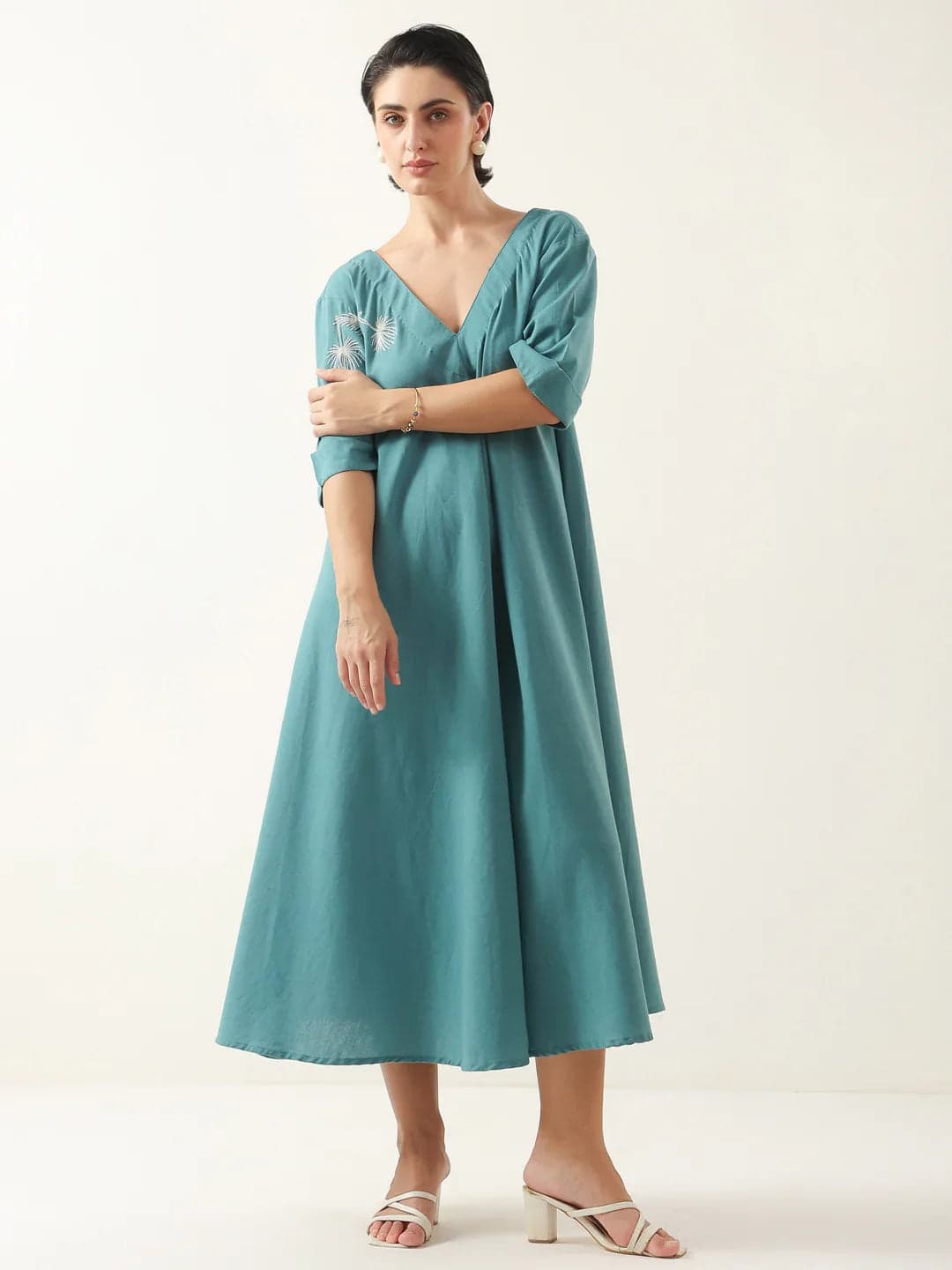 Xerostle Fashion Stillwater Vee Day Dress